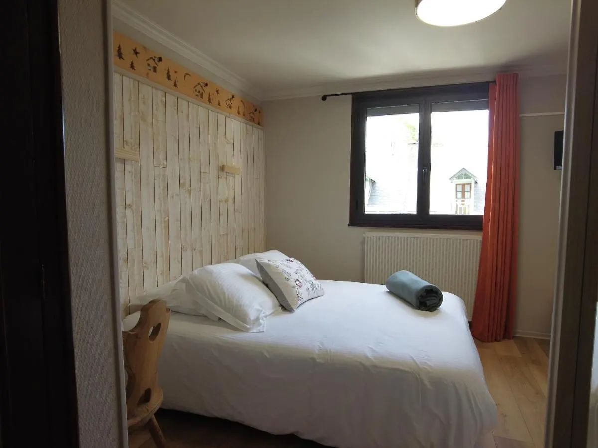 Hotel La Rencluse Saint-Mamet 3*,  France