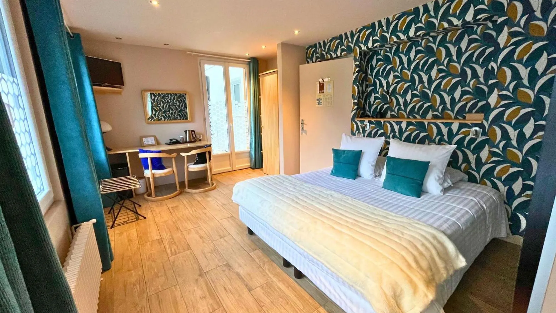 ***  Hotel La Rencluse Saint-Mamet Frankrijk